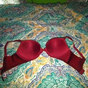 Victoria's secret push up bra/ 34D